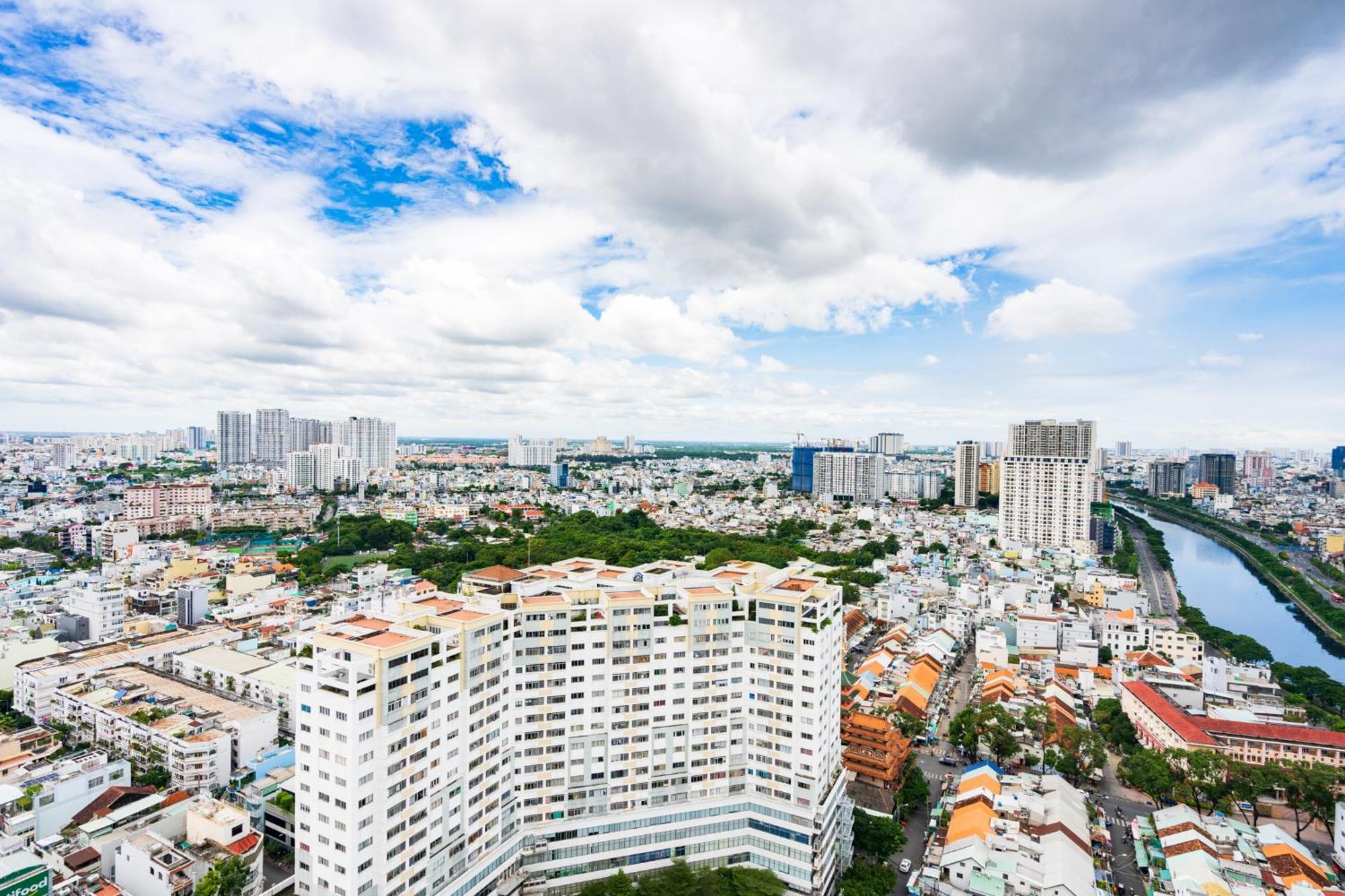 הו צ'י מין סיטי Min' Apartment - Rivergate Residence Downtown Bui Vien - Free Pool מראה חיצוני תמונה